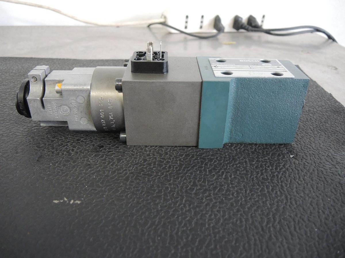 2000 BOSCH 0811402003