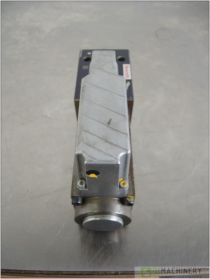 2000 REXROTH 0811402107