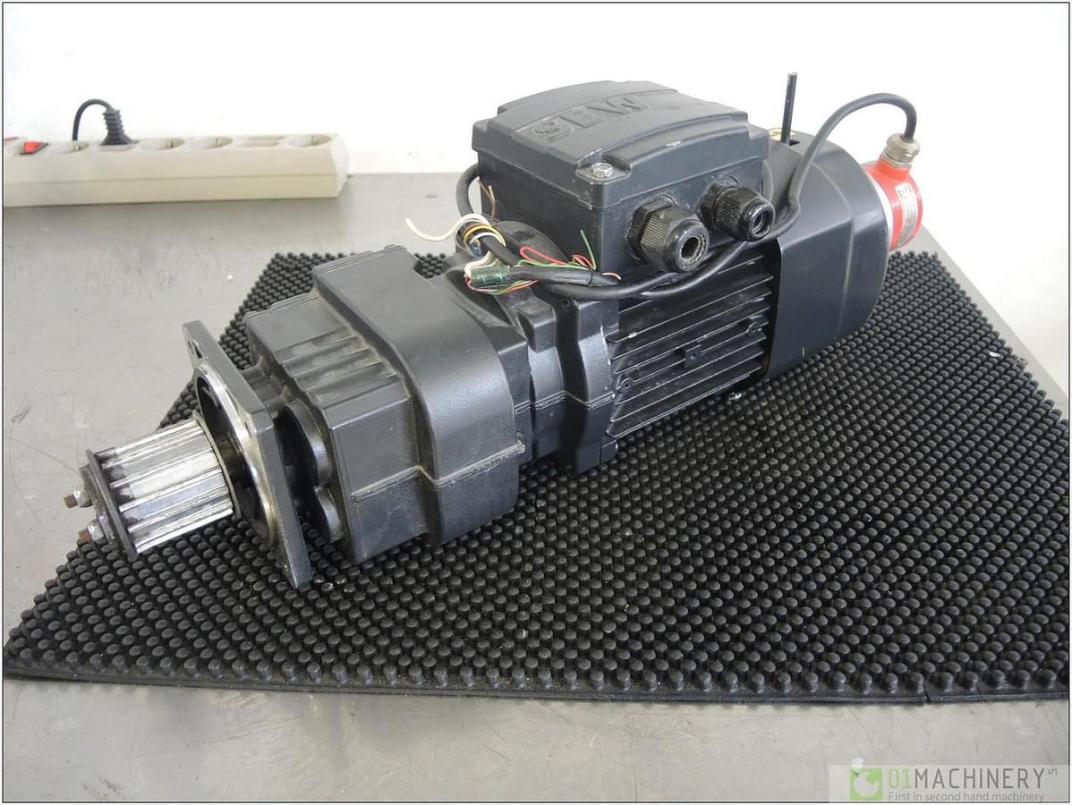 SEW RF07 DR63L4/BR/HR