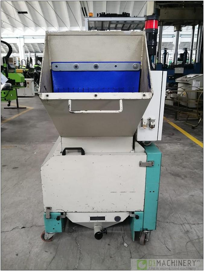 TRIA 40-20/BL-T