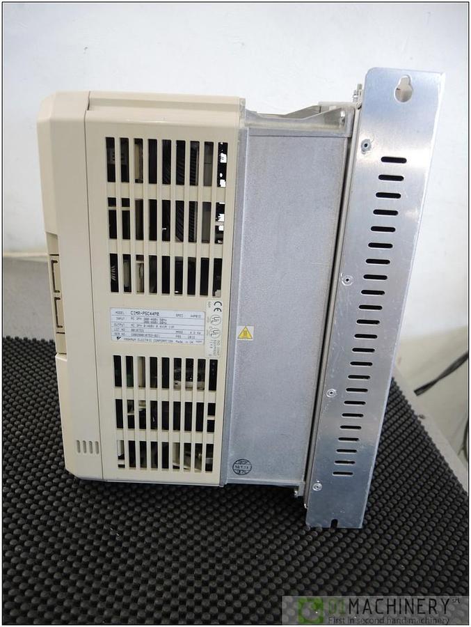  YASKAWA CIMR- P5C44P0