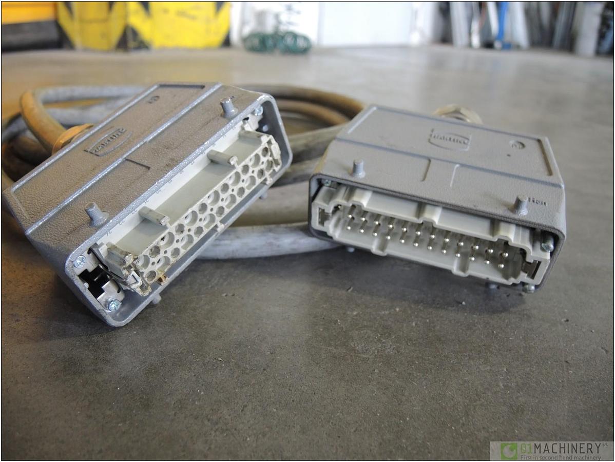 2016 MOLD MASTER M2XS-12