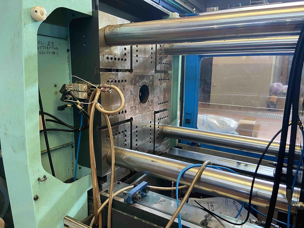 2005 PLASTIC METAL UNIKA 350