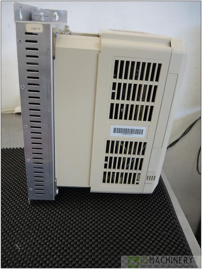 YASKAWA CIMR-G5C47P5