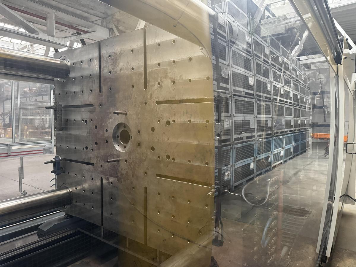 2018 NEGRI BOSSI VECTOR 1100