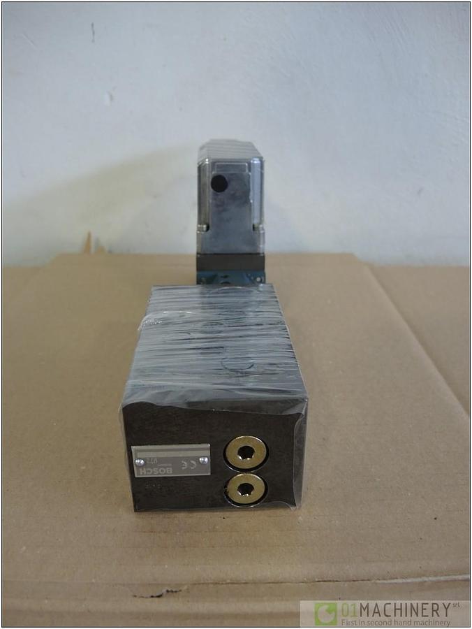 2010 BOSCH 0 811 402 167