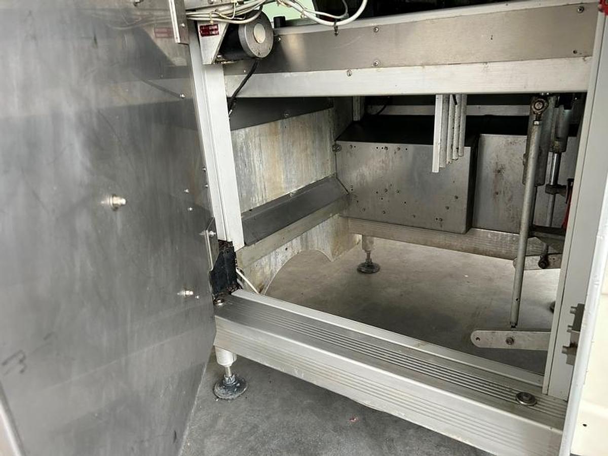 2002 FABBRI GROUP b 220