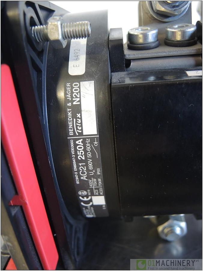 2001 TELUX N200 AC21 250A