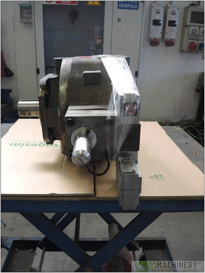 Usato 2015 MOOG HP-R18A7-RKP140TM28E AI2085