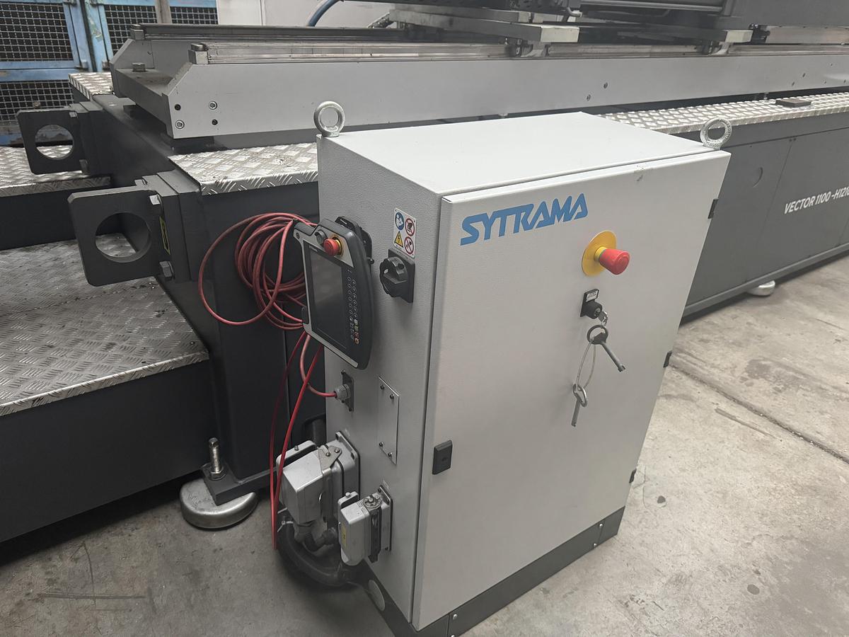 2018 NEGRI BOSSI VECTOR 1100