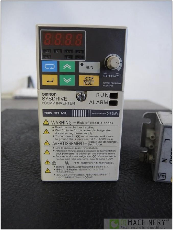 Usato OMRON 3G3MV-A2007 RC0016