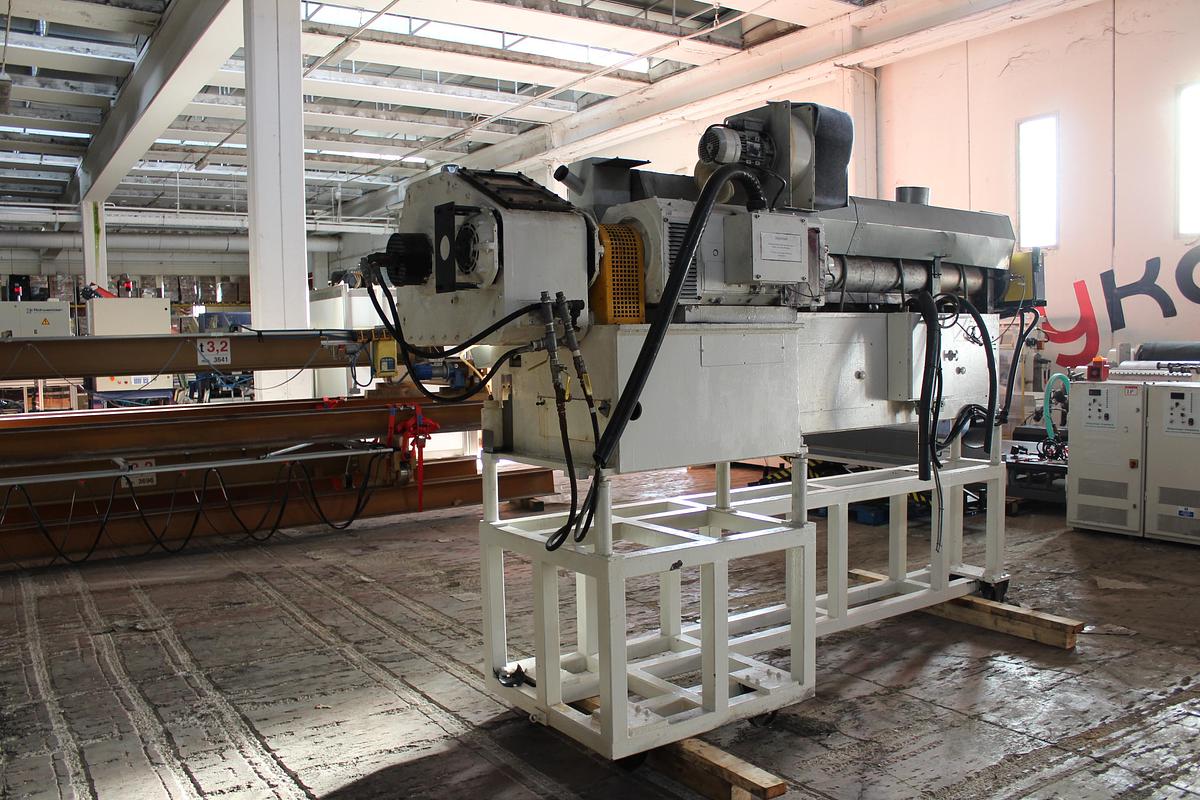 Used 2000 BATTENFELD 90mm; L/D 30; Cambia ES0031