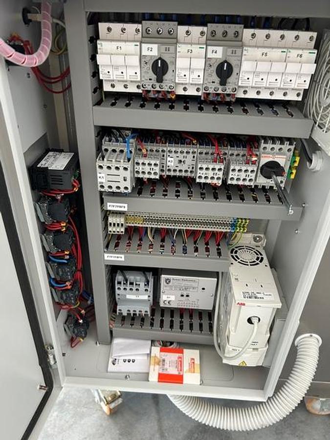 Usato linea pasta fresca ripiena pastorizzata