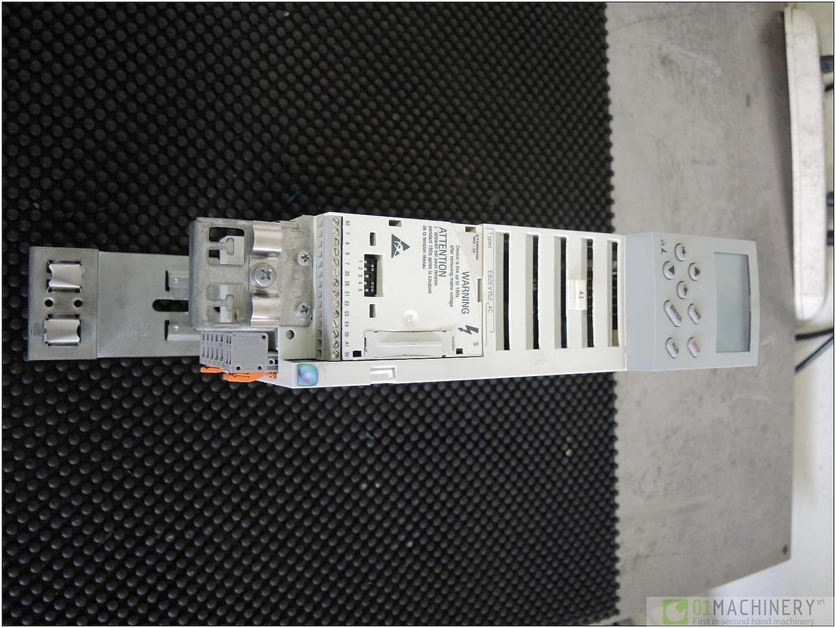LENZE E82EV152_4C