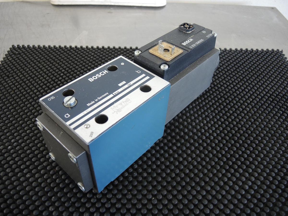 BOSCH 0 811 402 105