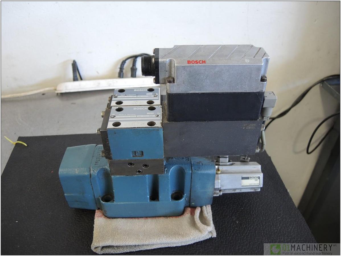  BOSCH 0 811 404 607