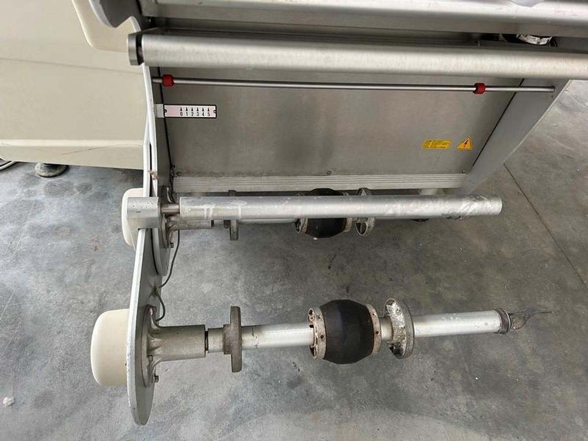 2002 FABBRI GROUP b 220