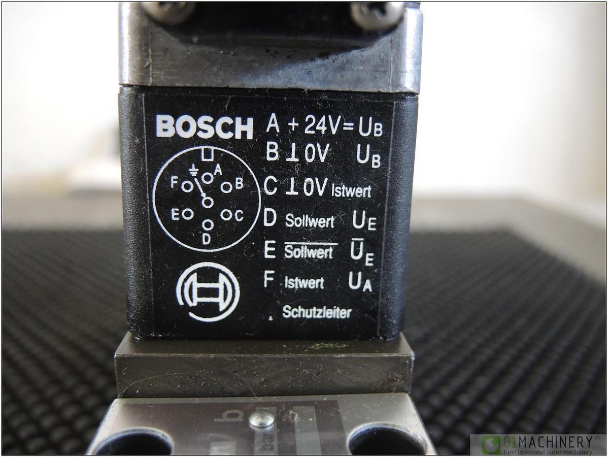  BOSCH 0 811 404 607