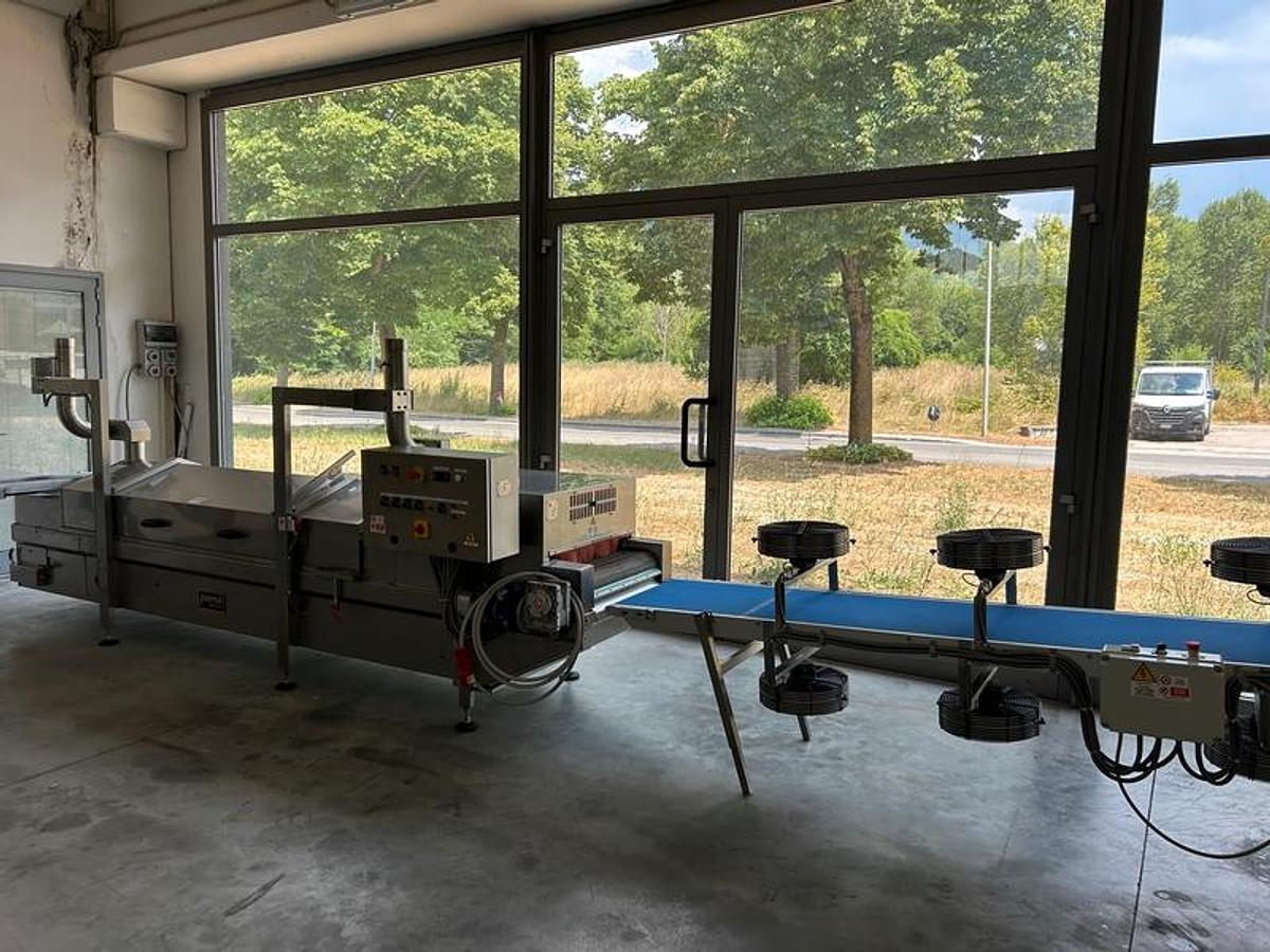 Usato linea pasta fresca ripiena pastorizzata