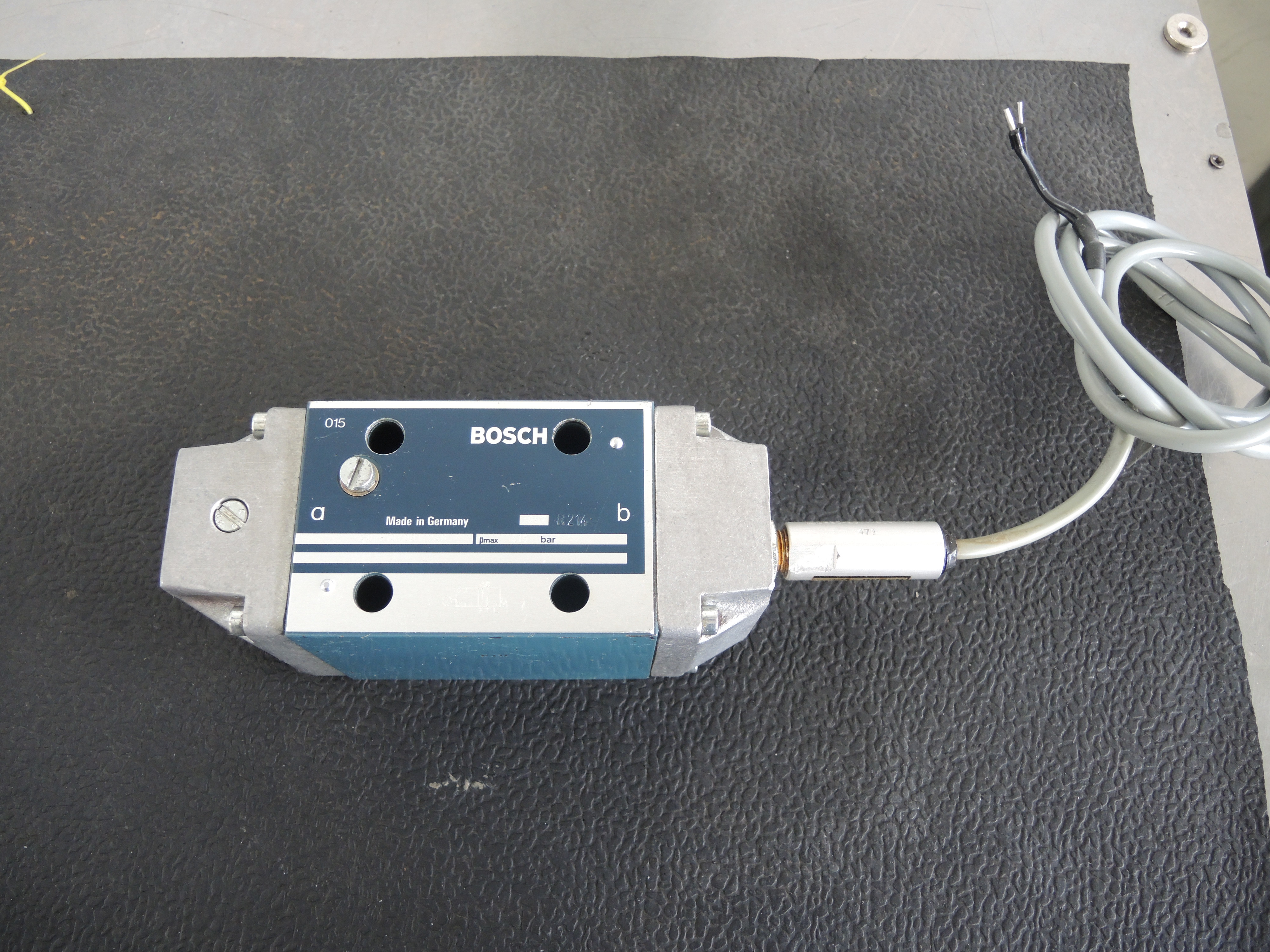 1995 BOSCH 0 810 001 246