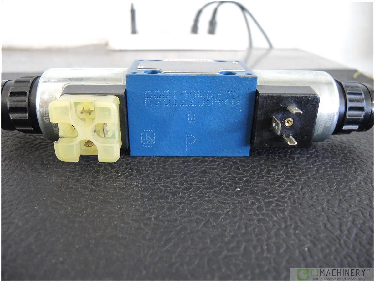 2011 REXROTH MNR: R900956101