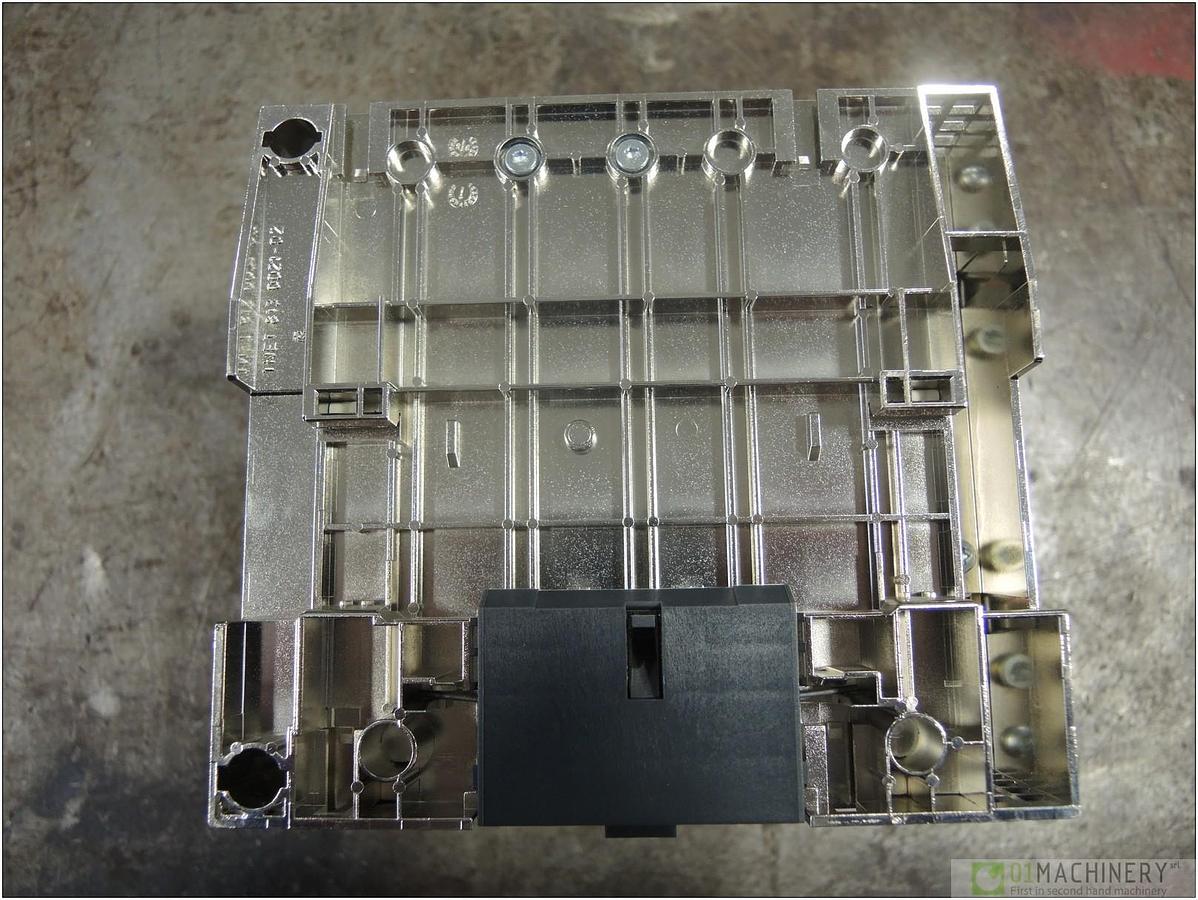 Usato 1996 SIEMENS 6ES5 095-8MA03 AI2142