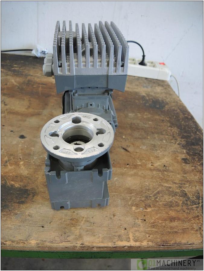 2009 LENZE GKR03-2E HAK 063C12