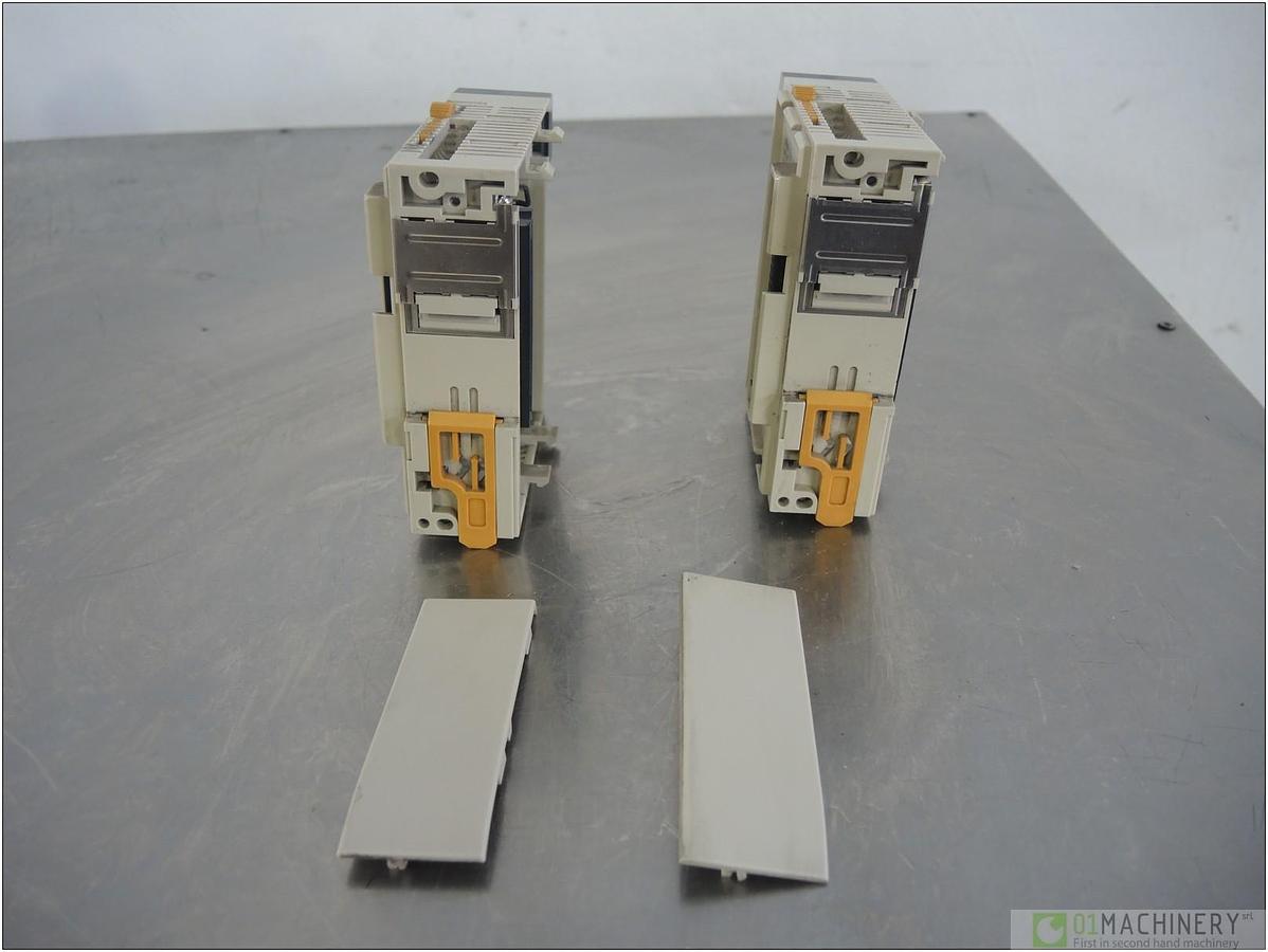 Usato 1998 OMRON CQM1-OD214 AI1573