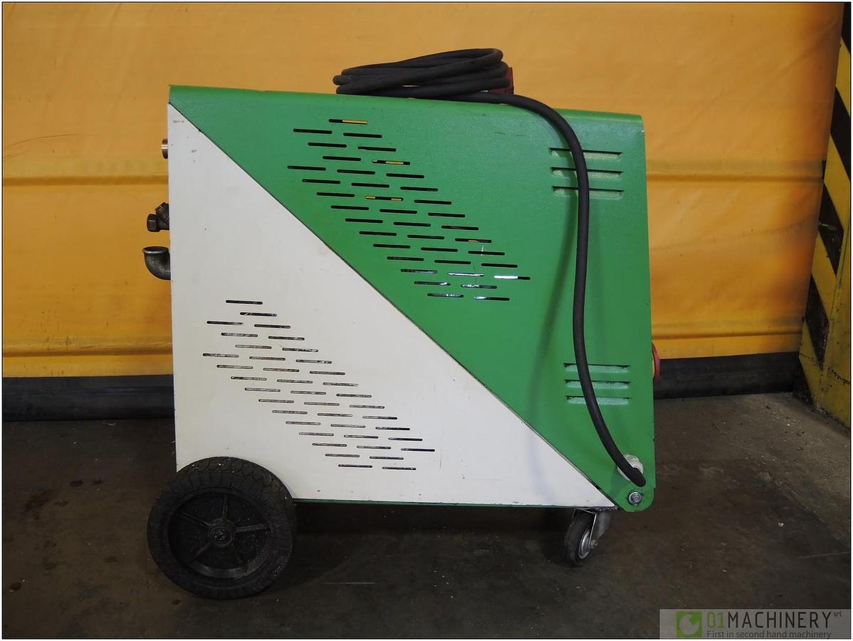 Used 2006 GREEN BOX TBM/9/WO AI2636