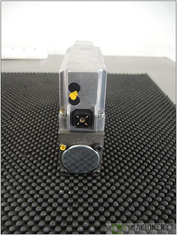  REXROTH 811404602