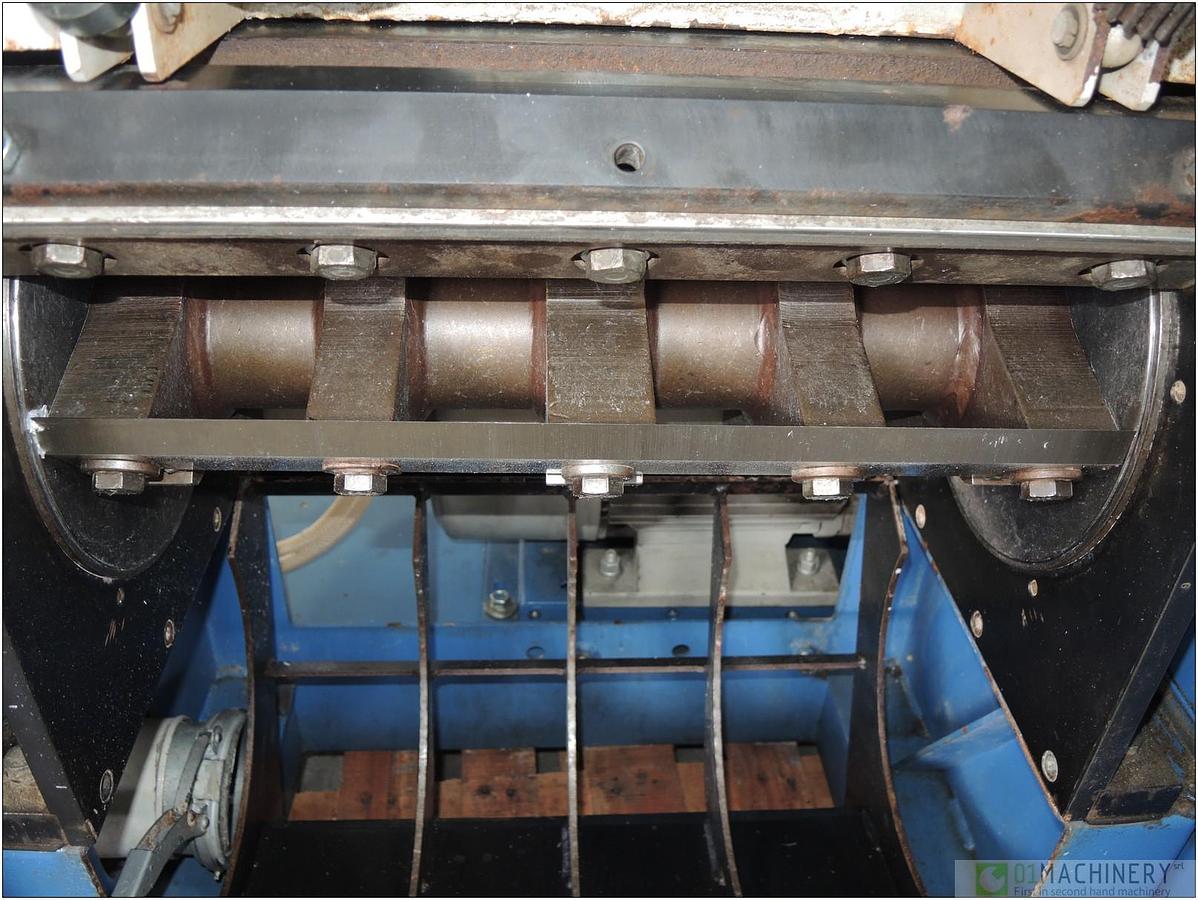 2005 TRIA BM 50-30