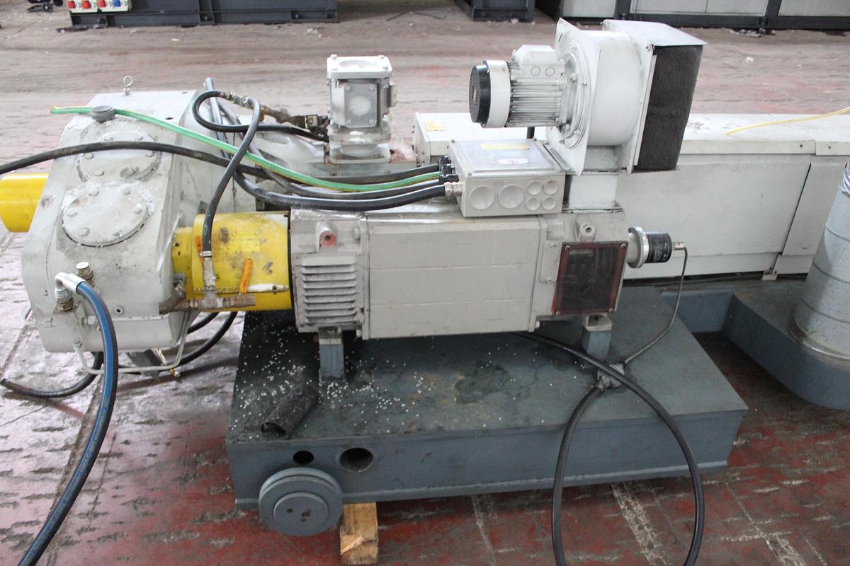 Usato 2000 BATTENFELD ES0028