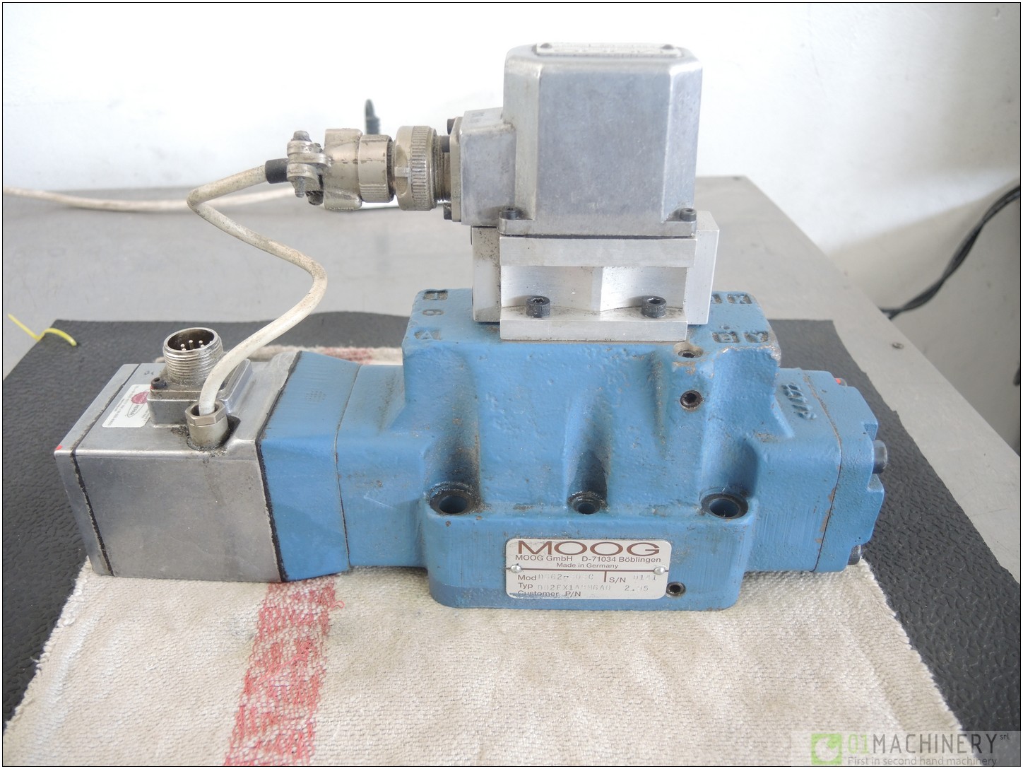 2010 MOOG D662-808C