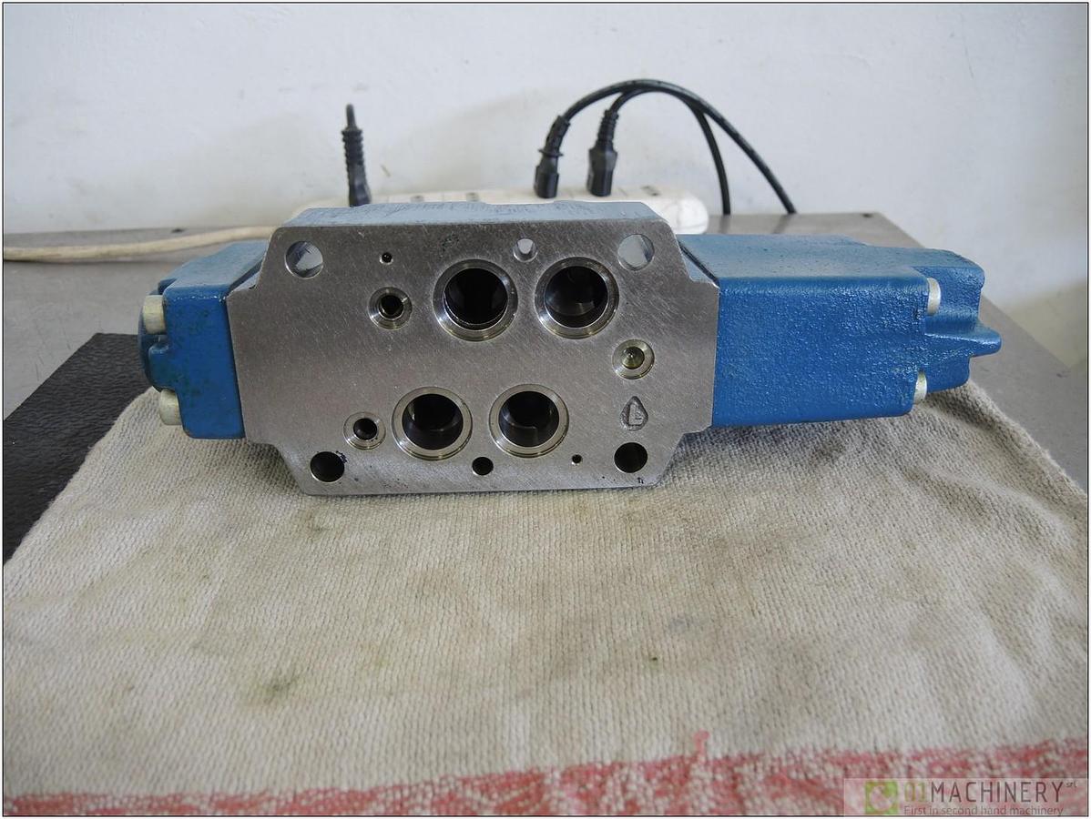 2011 REXROTH MNR: R900971415