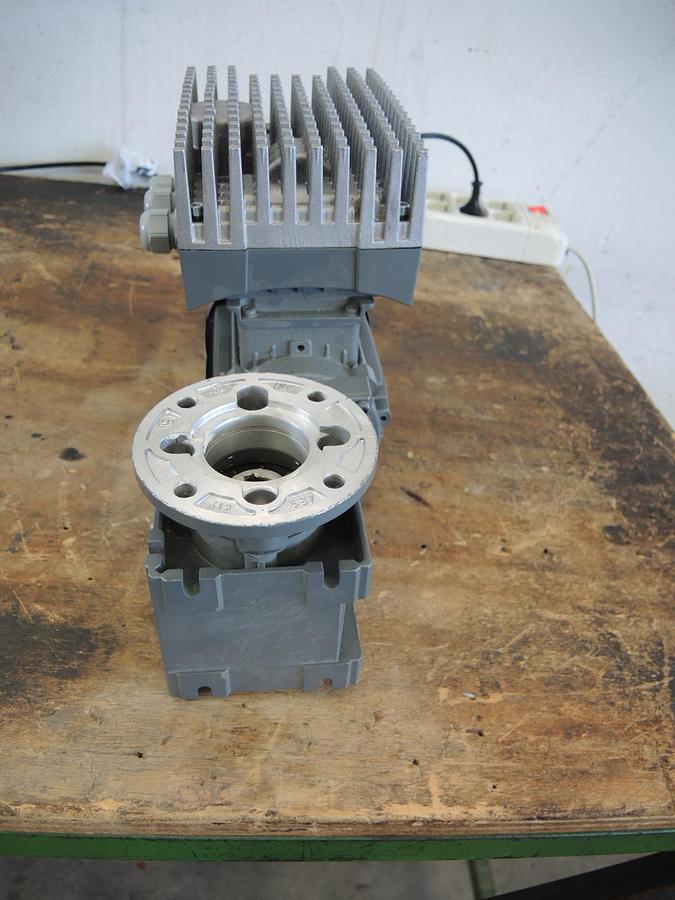 2009 LENZE GKR03-2E HAK 063C12