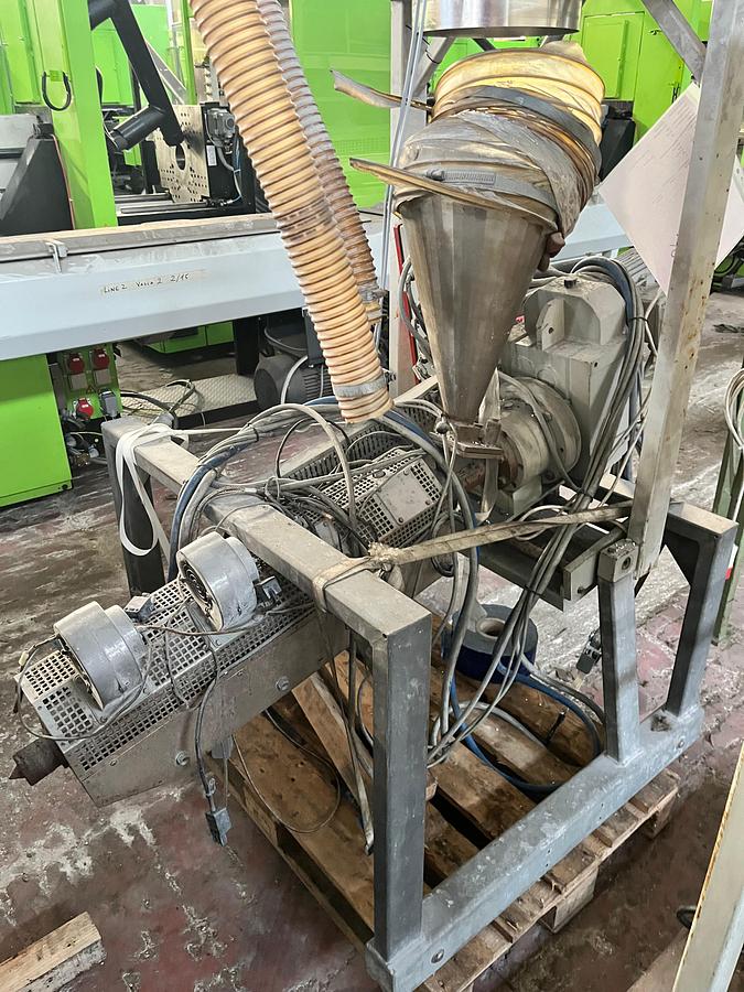 Used 2004 GREINER EXTRUSION GCE 40-F #ES0084