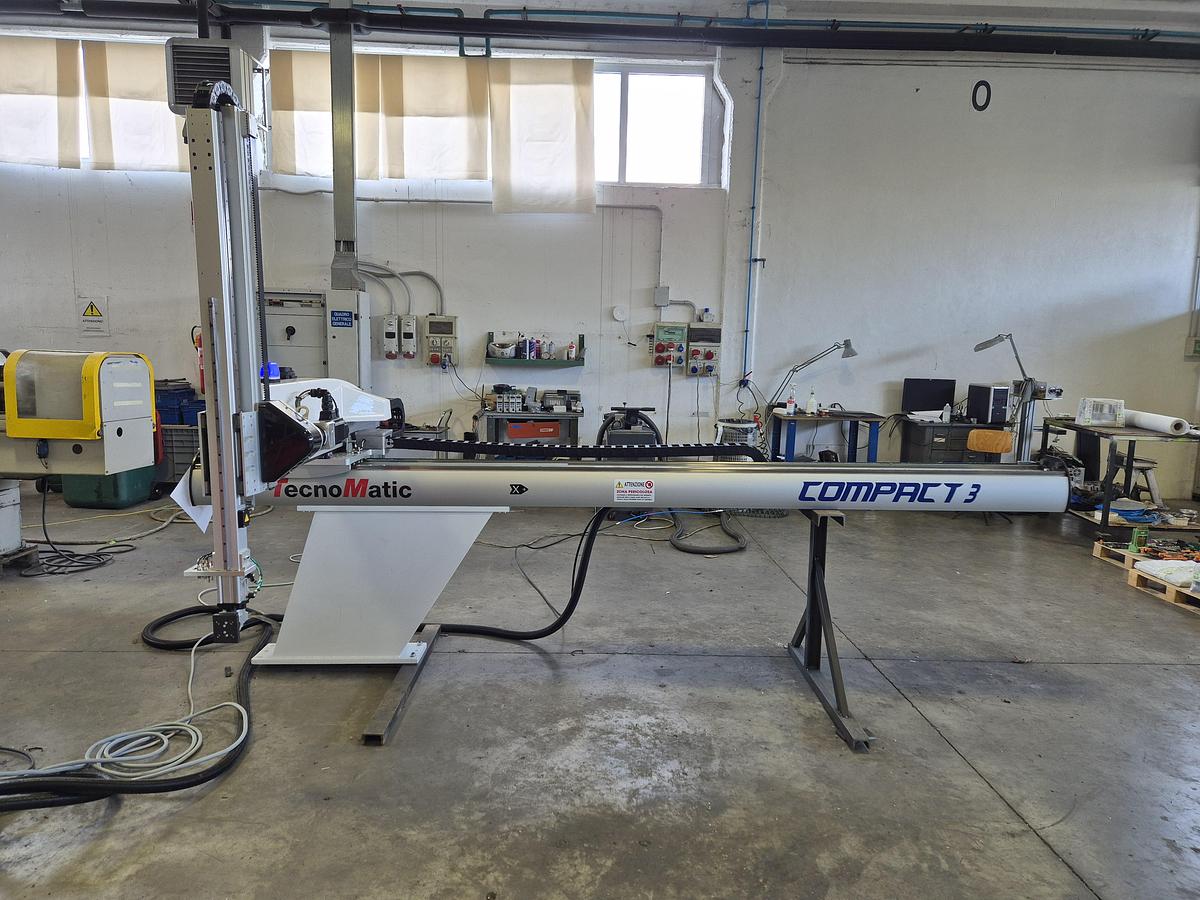 2019 TECNOMATIC COMPACT 3 CNC