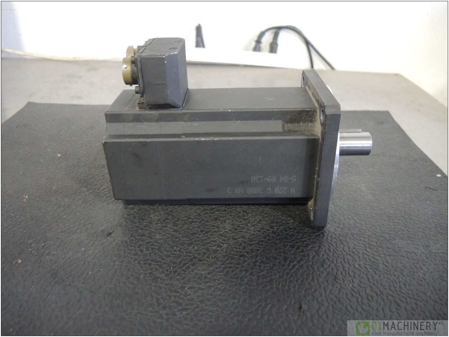 Used PARKER SMB8230035192D64-230 RC0012