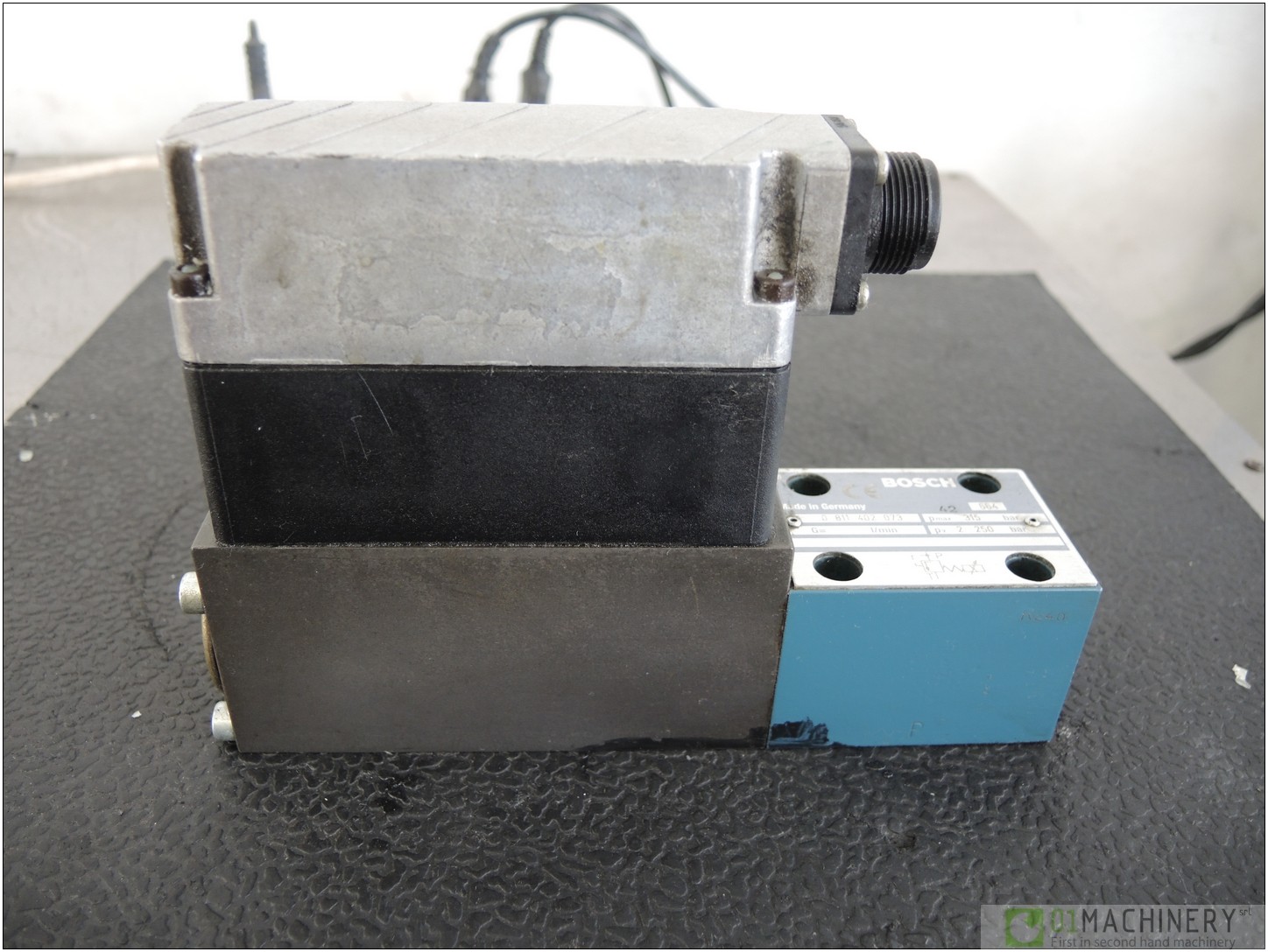 BOSCH 0 811 402 073