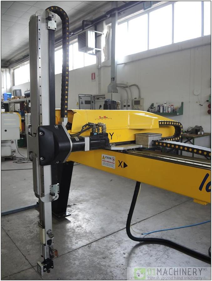 Used 2004 TECNOMATIC Large CNC AI2997