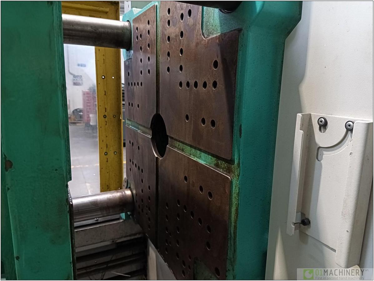 1999 ARBURG 520 C 2000-675