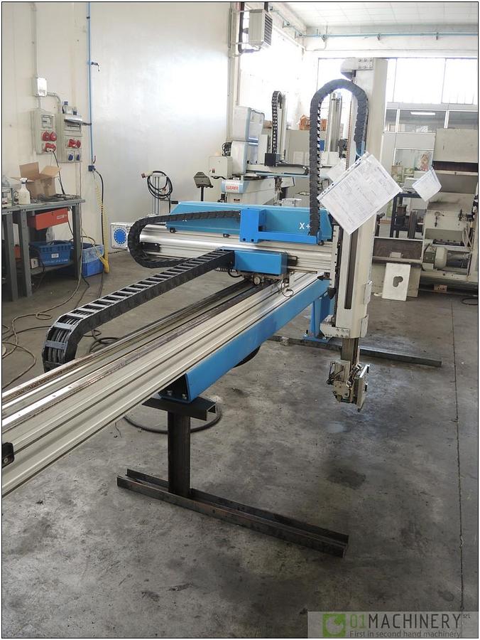 2004 SYTRAMA RSV 101 E3S