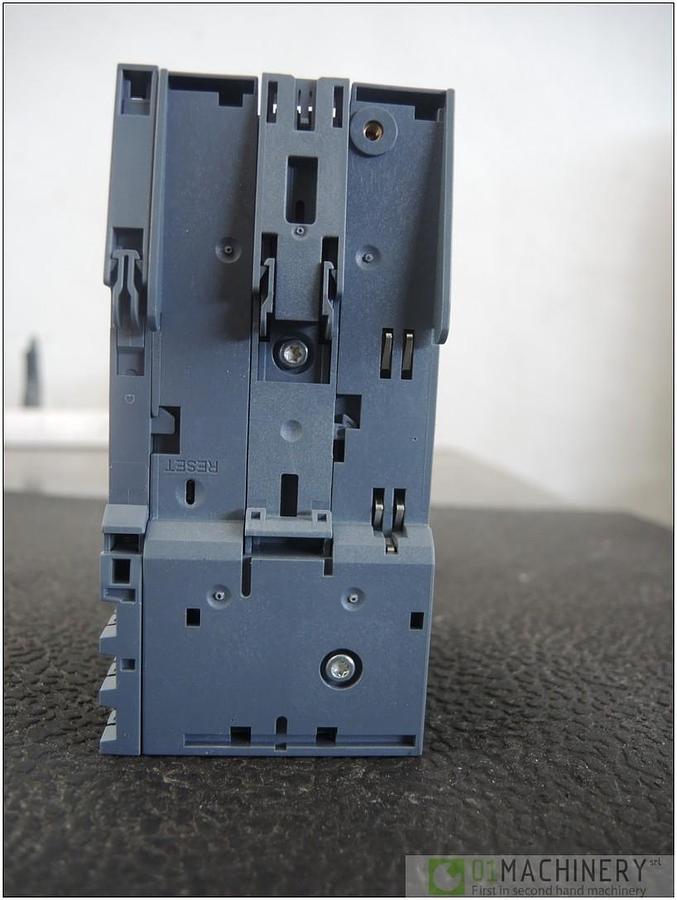 Used 2015 SIEMENS IM155-6PN ST 6ES7155 AI2703