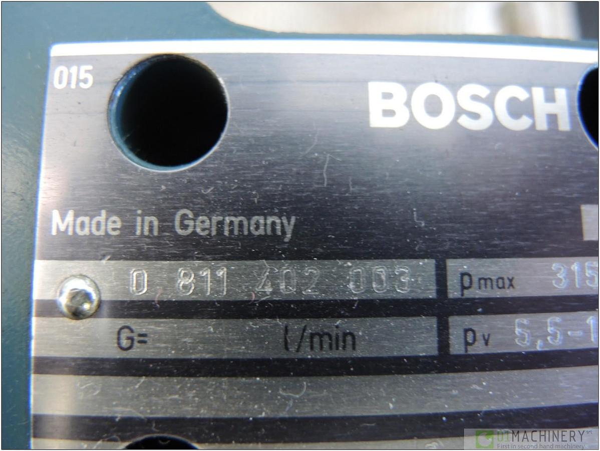 Used BOSCH 0 811 402 003 AI3057