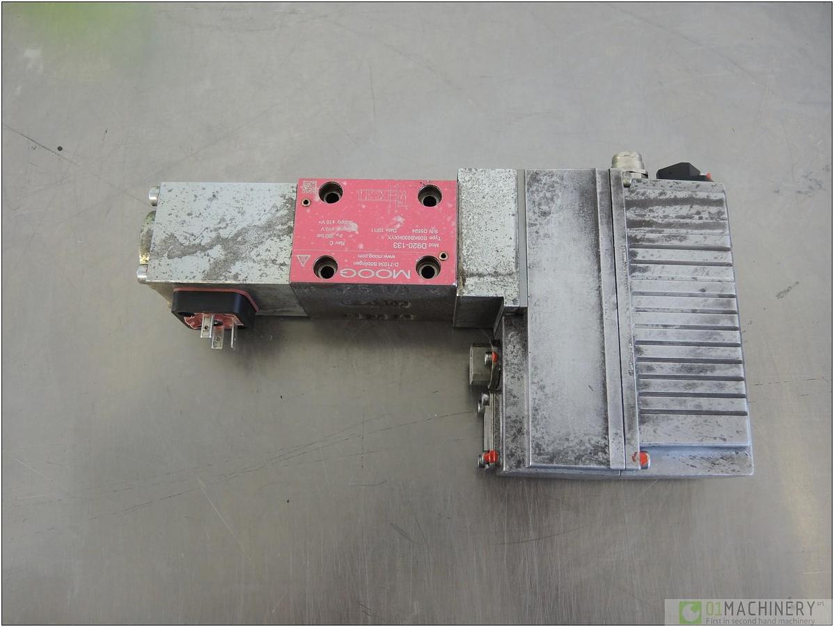2011 MOOG D920-133