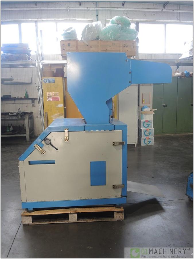 Usato 2004 MECCANOPLASTICA CBS 25/40 AI2176