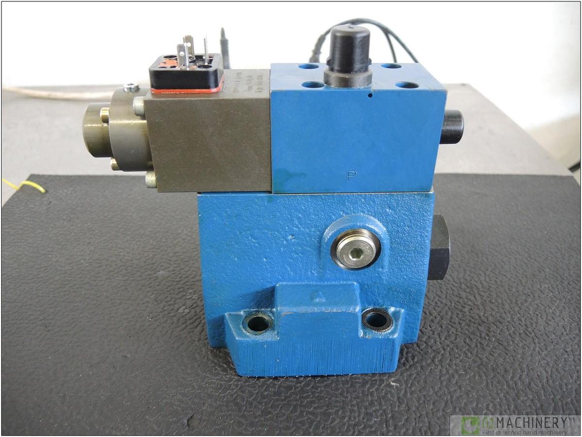 2011 REXROTH MNR: R900915979