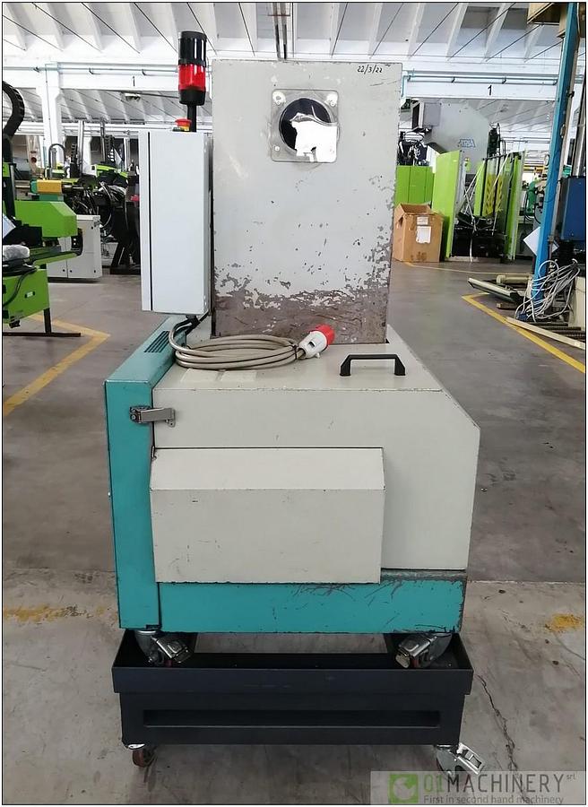 TRIA 40-20/BL-T
