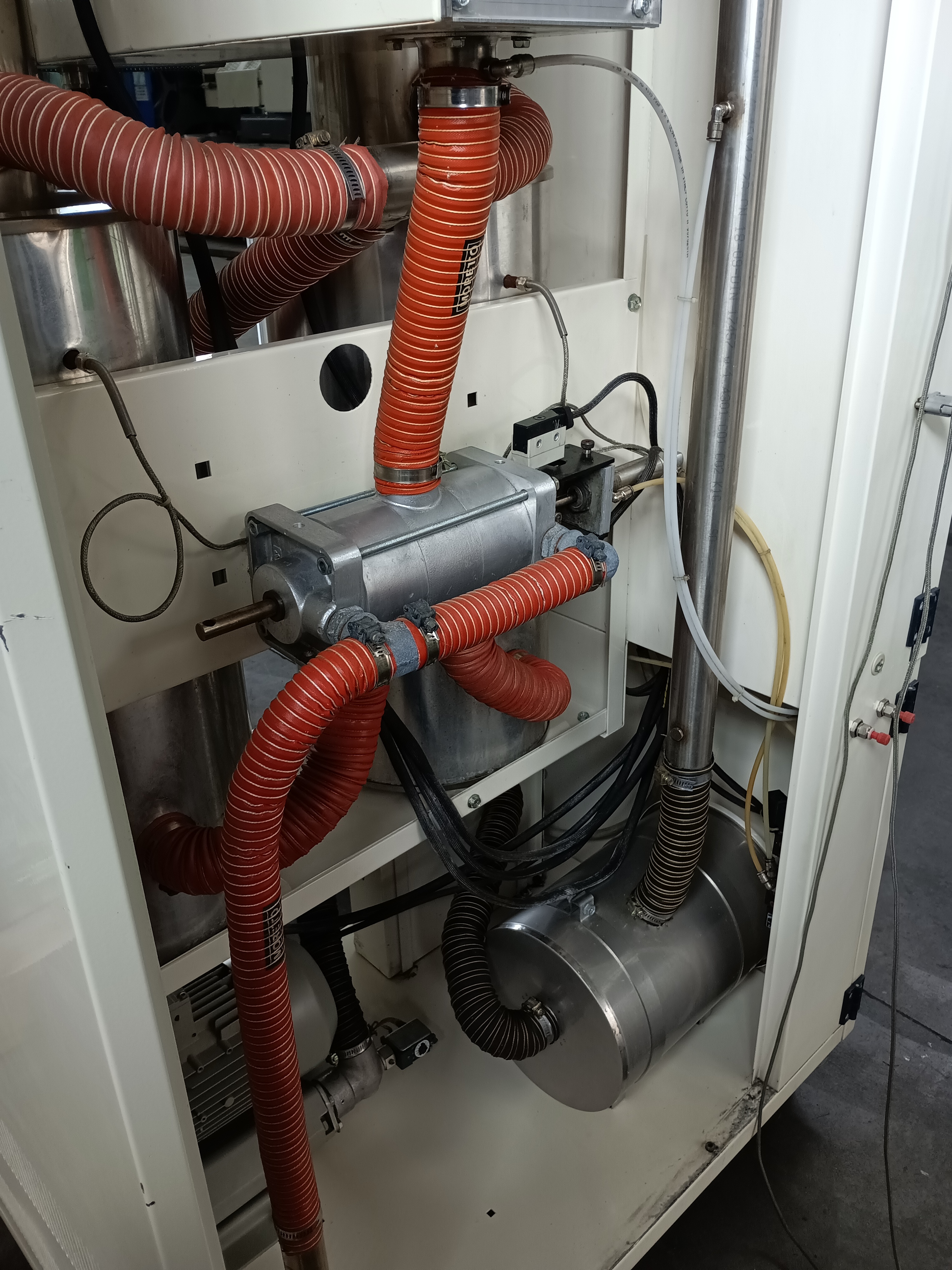 2002 MORETTO D204