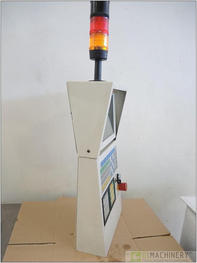 2000 ARBURG F00 + F02